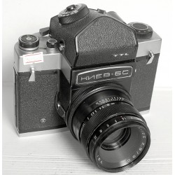 Фотоаппарат Киев 6С   Вега-12Б 90 мм / 2,8   TTL призма